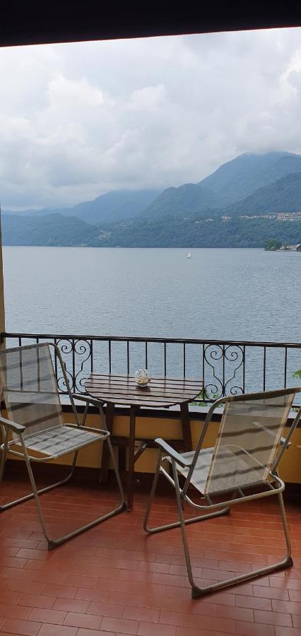 Beautiful Place A Lago D'Orta Mit Direktem Seezugang Omegna Bagian luar foto